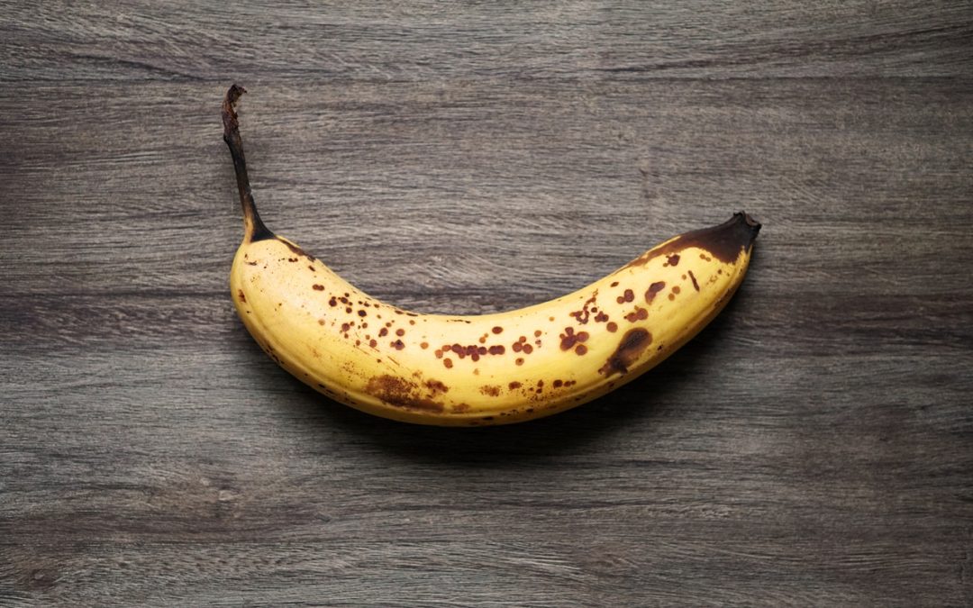 A Guide to Identifying Overripe Bananas